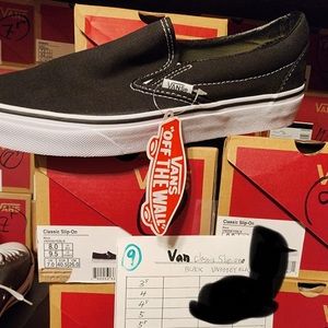 Vans Classic Slip on - Black/White.